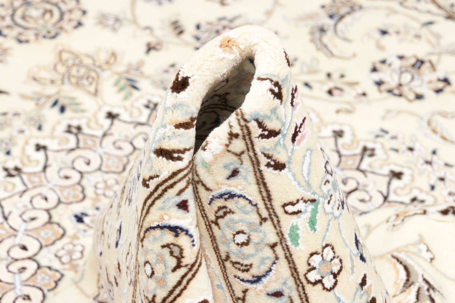 nain-teppich-171-x-274-cm-florale-musterung-handgeknupft-perserteppich-9 Nain Perserteppich aus Iran, 171 × 274 cm