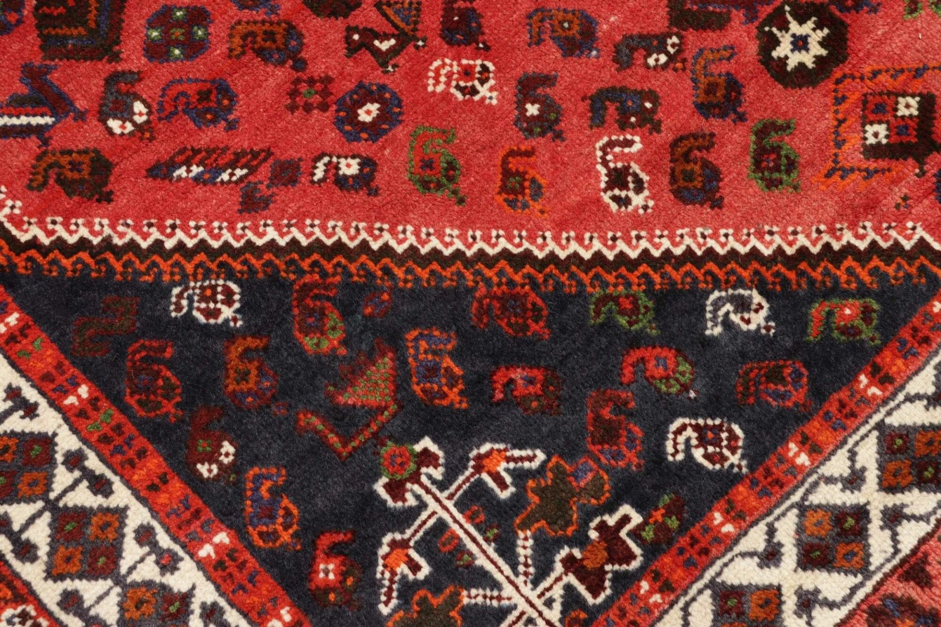 Handgeknüpfter Shiraz Perserteppich 163 × 258 cm