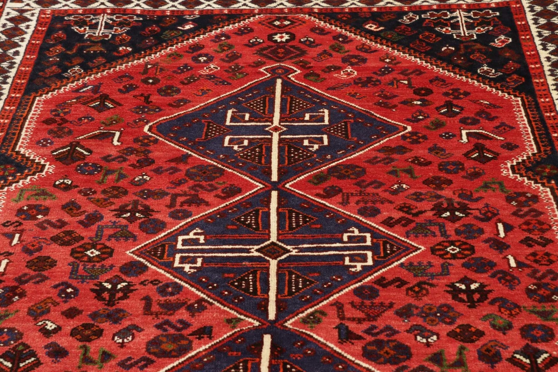 Handgeknüpfter Shiraz Perserteppich 163 × 258 cm