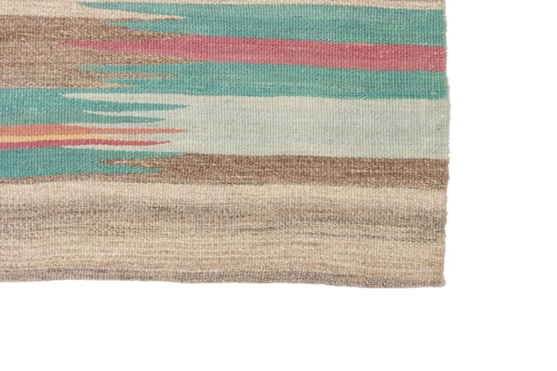 kelim-neo-163-x-220cm-handgewebt-rustikales-flair-fur-ihr-zuhause-3 Kelim Perserteppich aus Iran, 163 × 220 cm