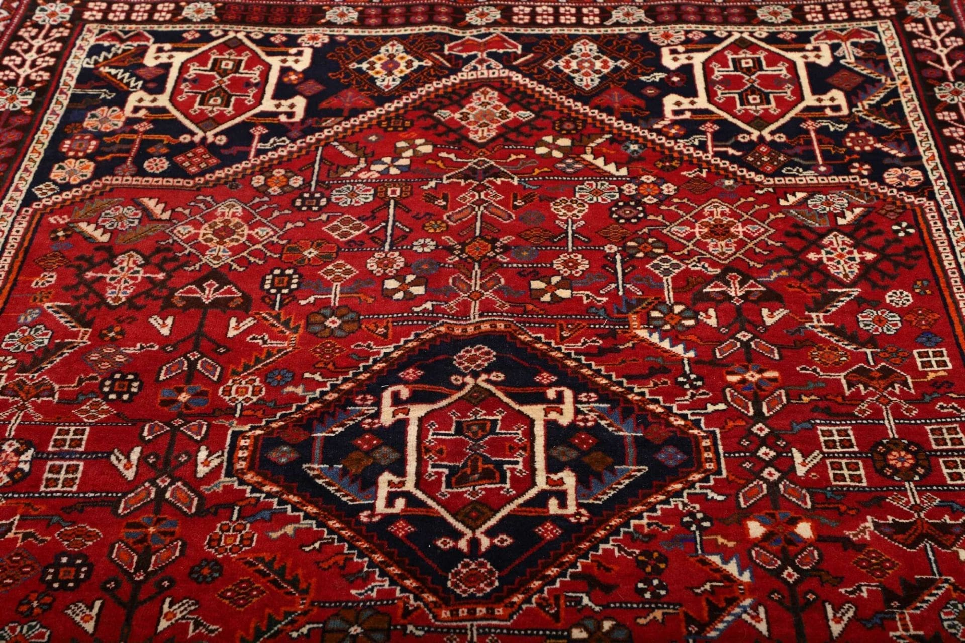 shiraz-teppich-163-x-252cm-wolle-geometrisches-muster-handgeknupft-7 Shiraz Perserteppich 163 × 252 cm aus Wolle, handgeknüpft