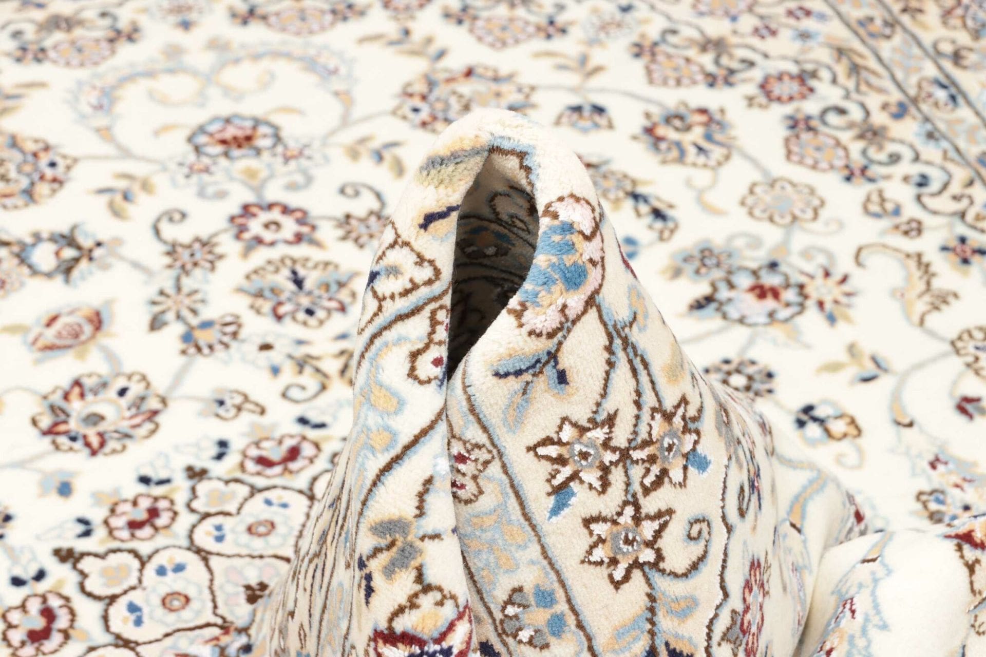 nain-teppich-157-x-243-cm-florales-muster-handgeknupft-9 Nain Perserteppich aus Iran, 157 × 243 cm