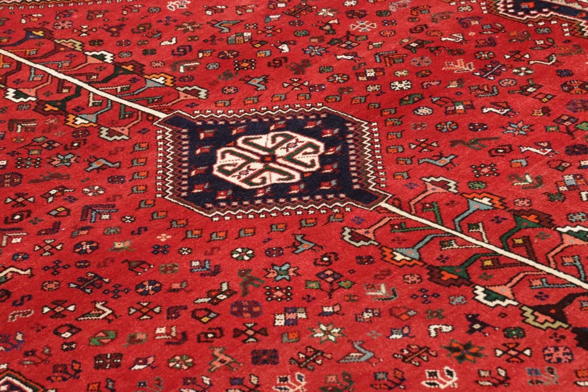 Qashqai Perserteppich aus Iran, 165 × 220 cm