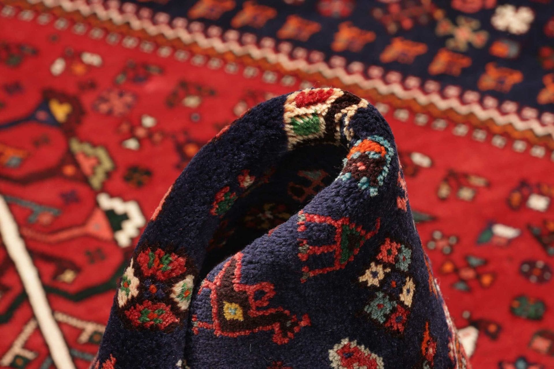 Qashqai Perserteppich aus Iran, 165 × 220 cm