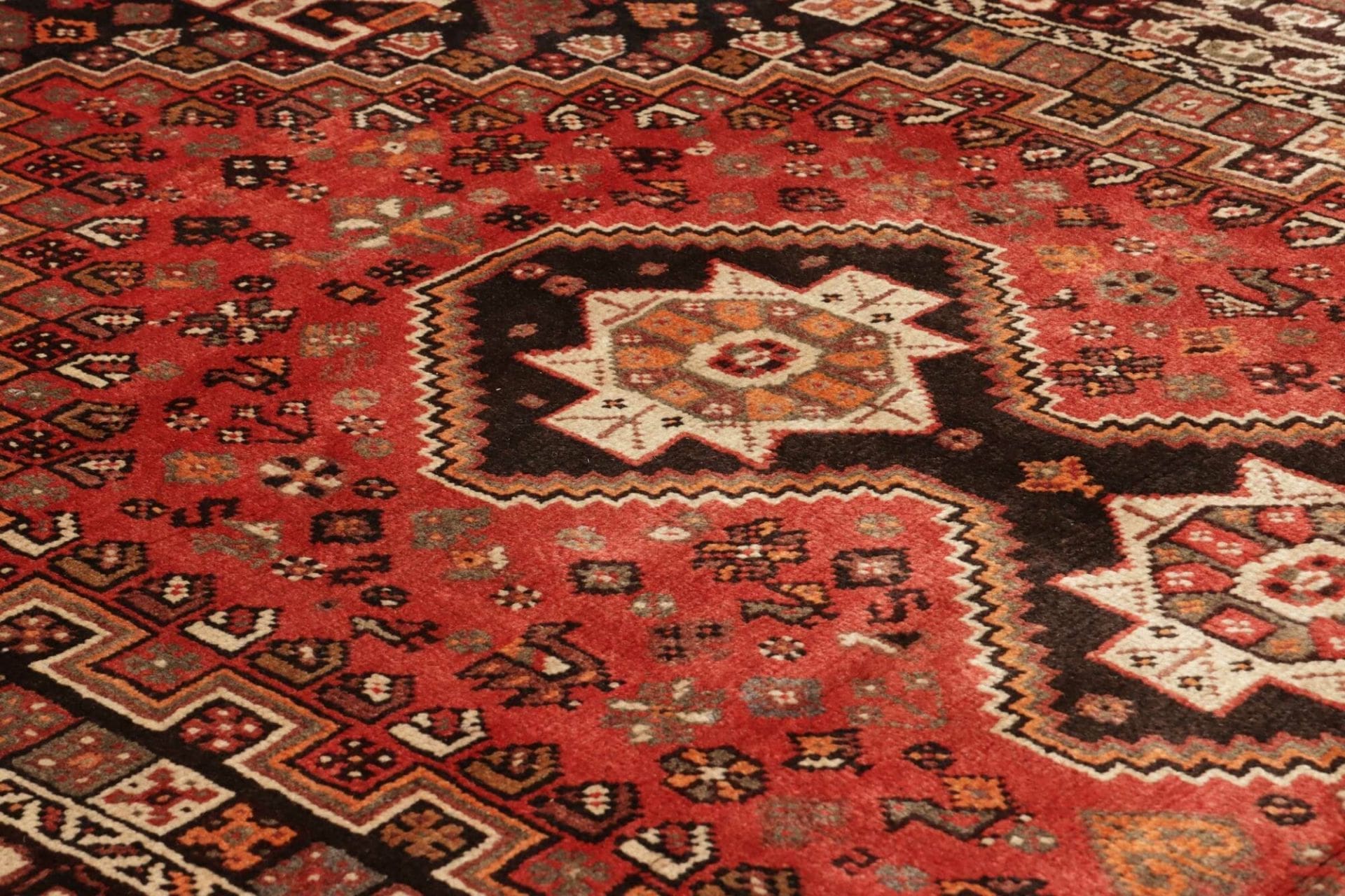 Handgeknüpfter Shiraz Perserteppich, 168 × 268 cm, Wolle