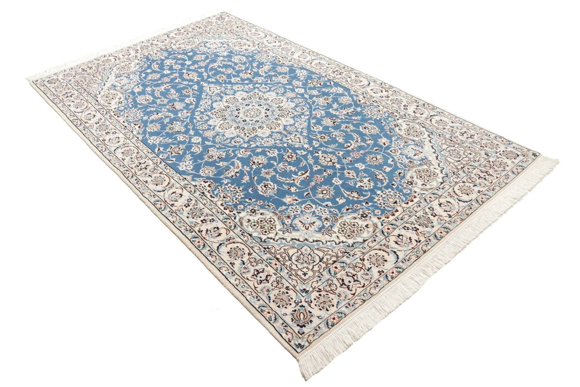 Handgeknüpfter Nain Perserteppich 145 × 240 cm