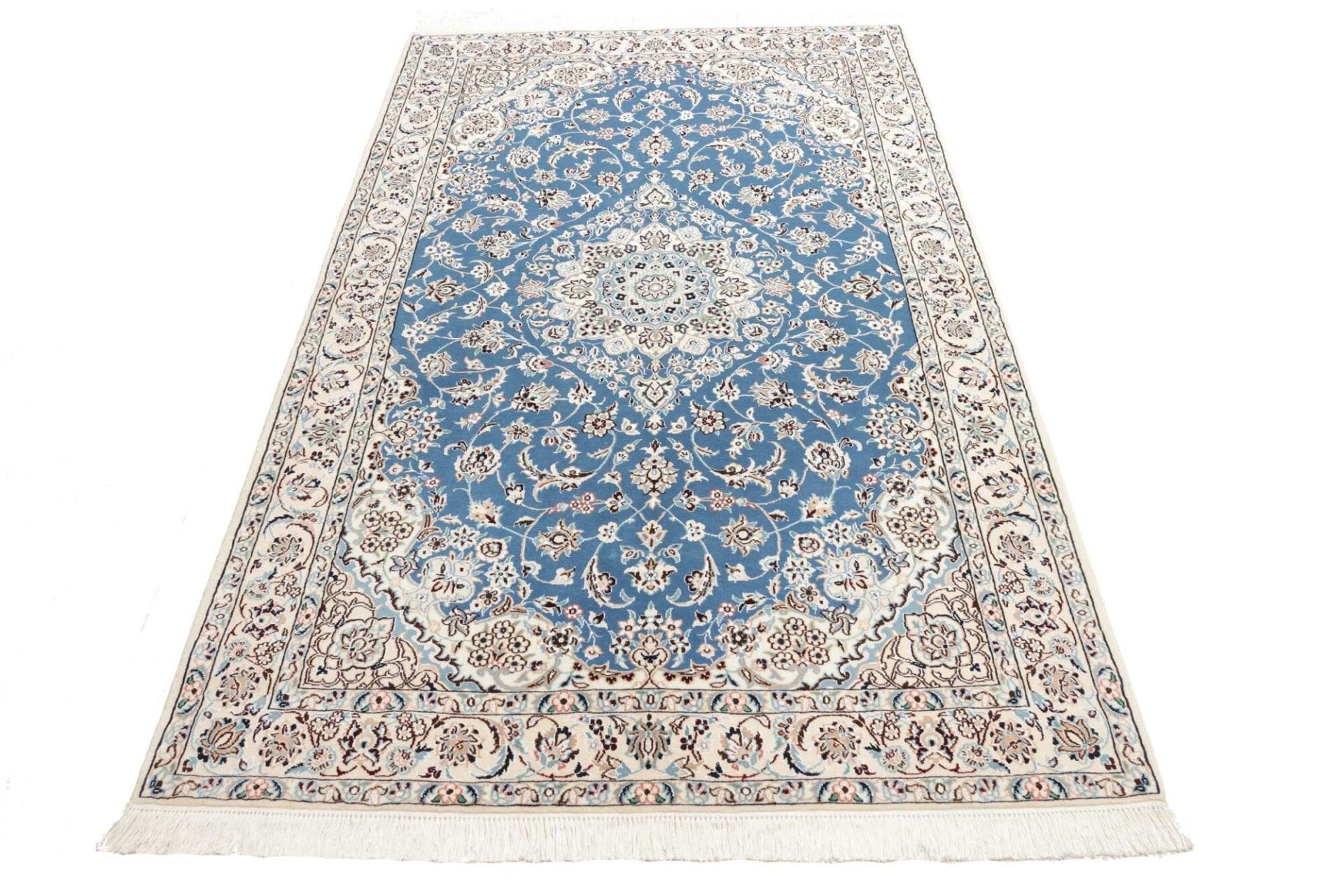 Handgeknüpfter Nain Perserteppich 145 × 240 cm