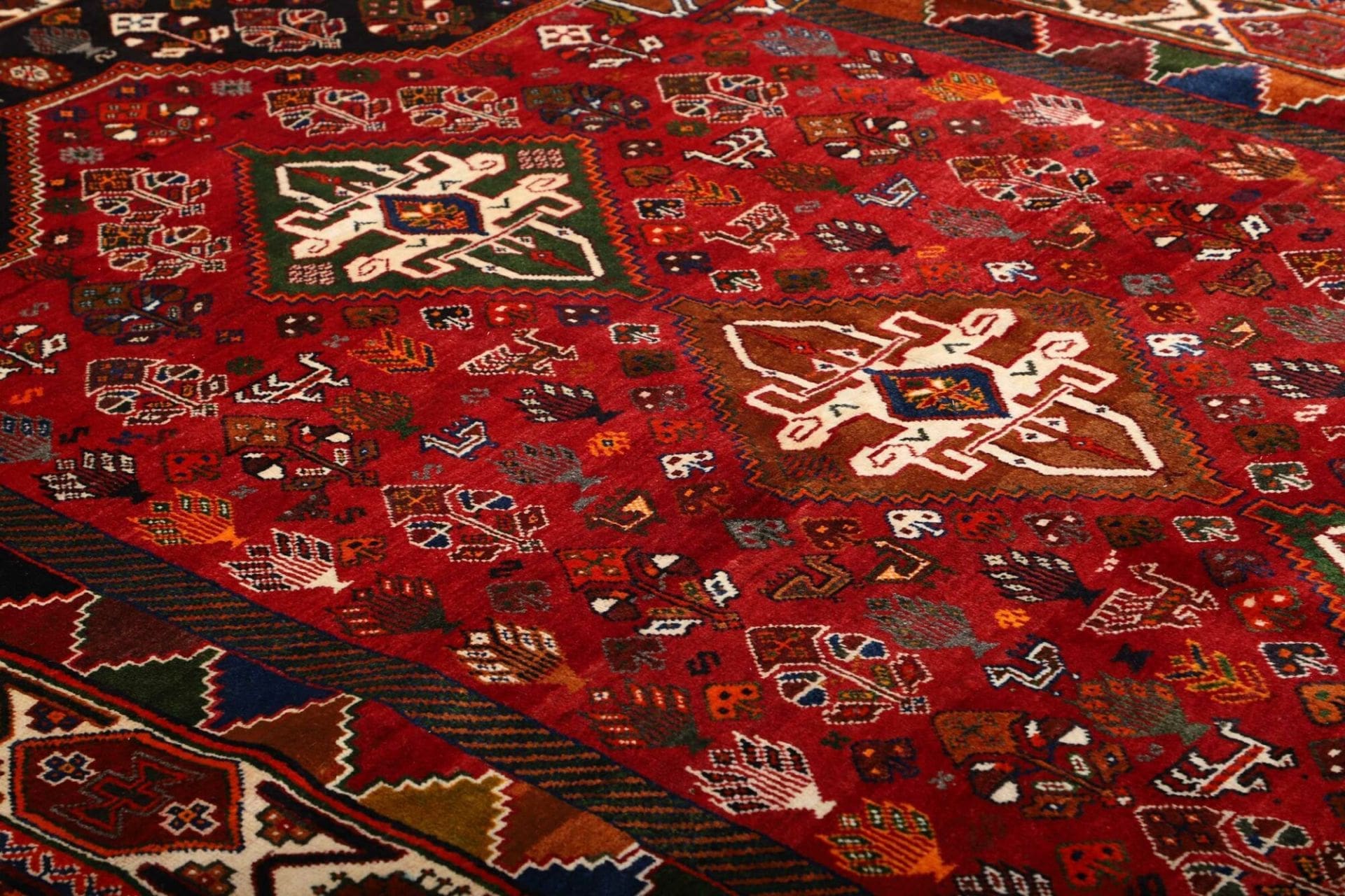 Handgeknüpfter Shiraz Perserteppich, 173 × 275 cm, Wolle