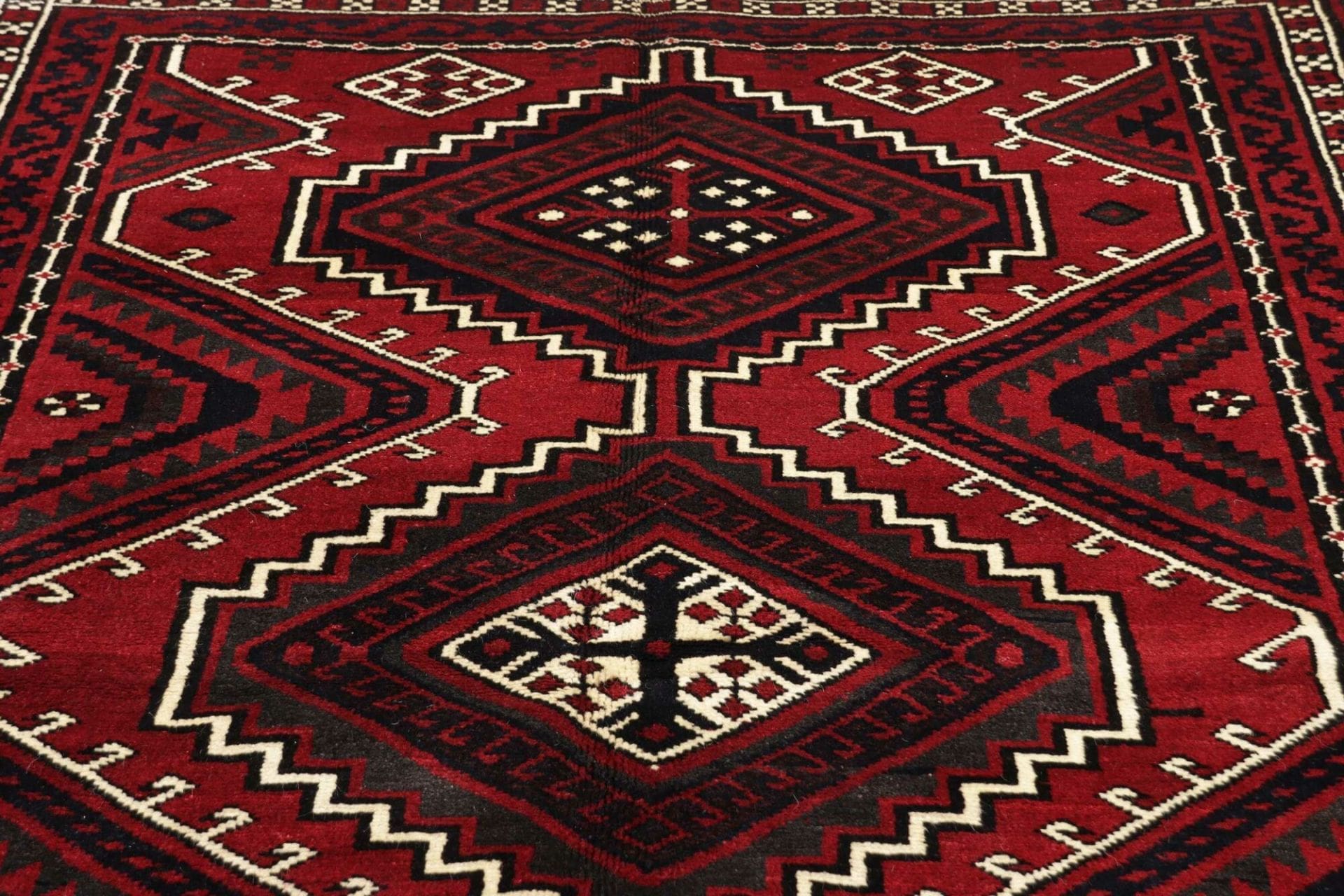Handgeknüpfter Loribaft Perserteppich 176 × 260 cm