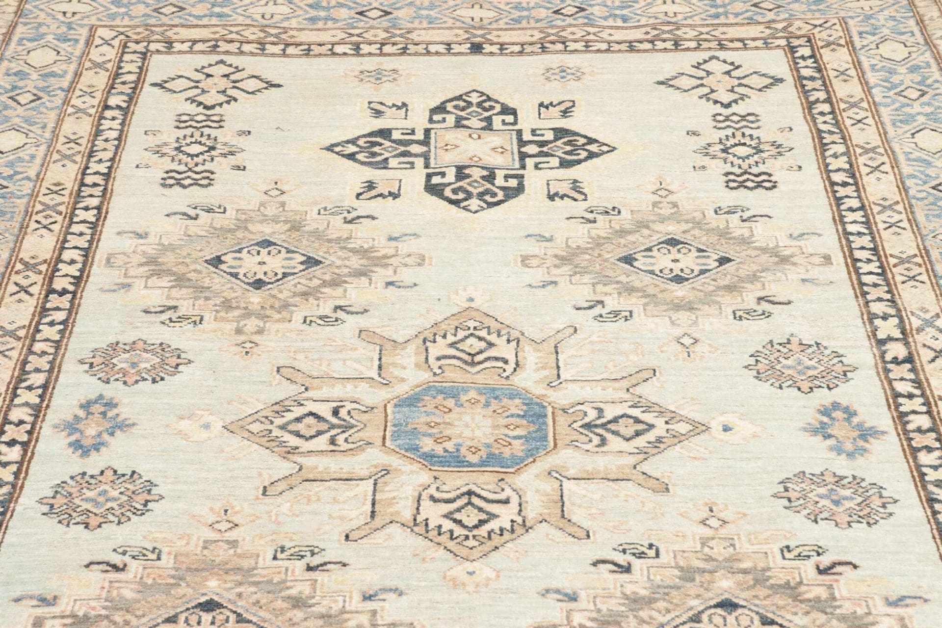 kazak-teppich-168-x-247-cm-handgeknupft-geometrische-muster-orientteppich-7 Handgeknüpfter Kazak Orientteppich, 168 × 247 cm, Wolle