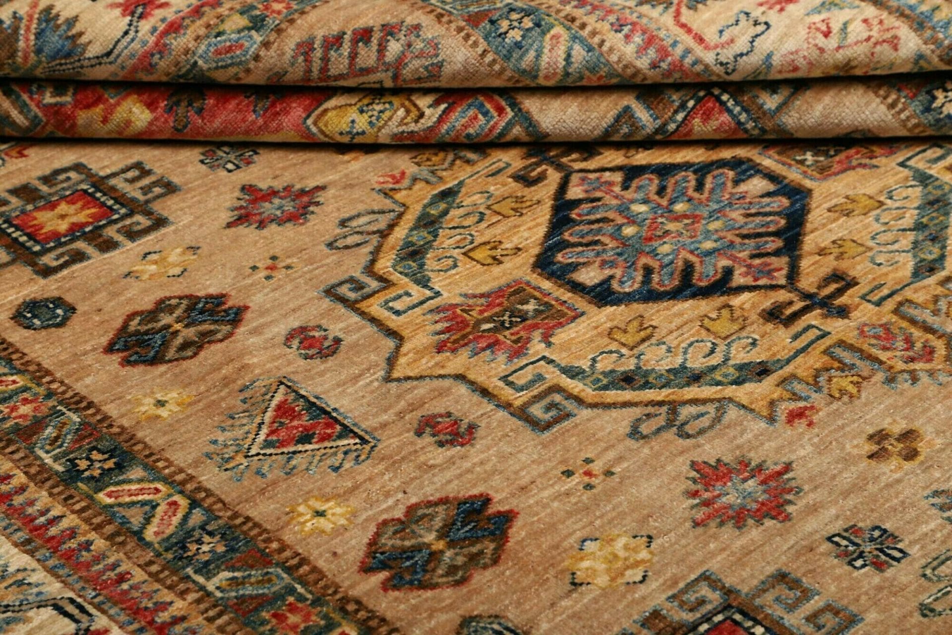 Kazak Orientteppich 170 × 234 cm aus Wolle, handgeknüpft