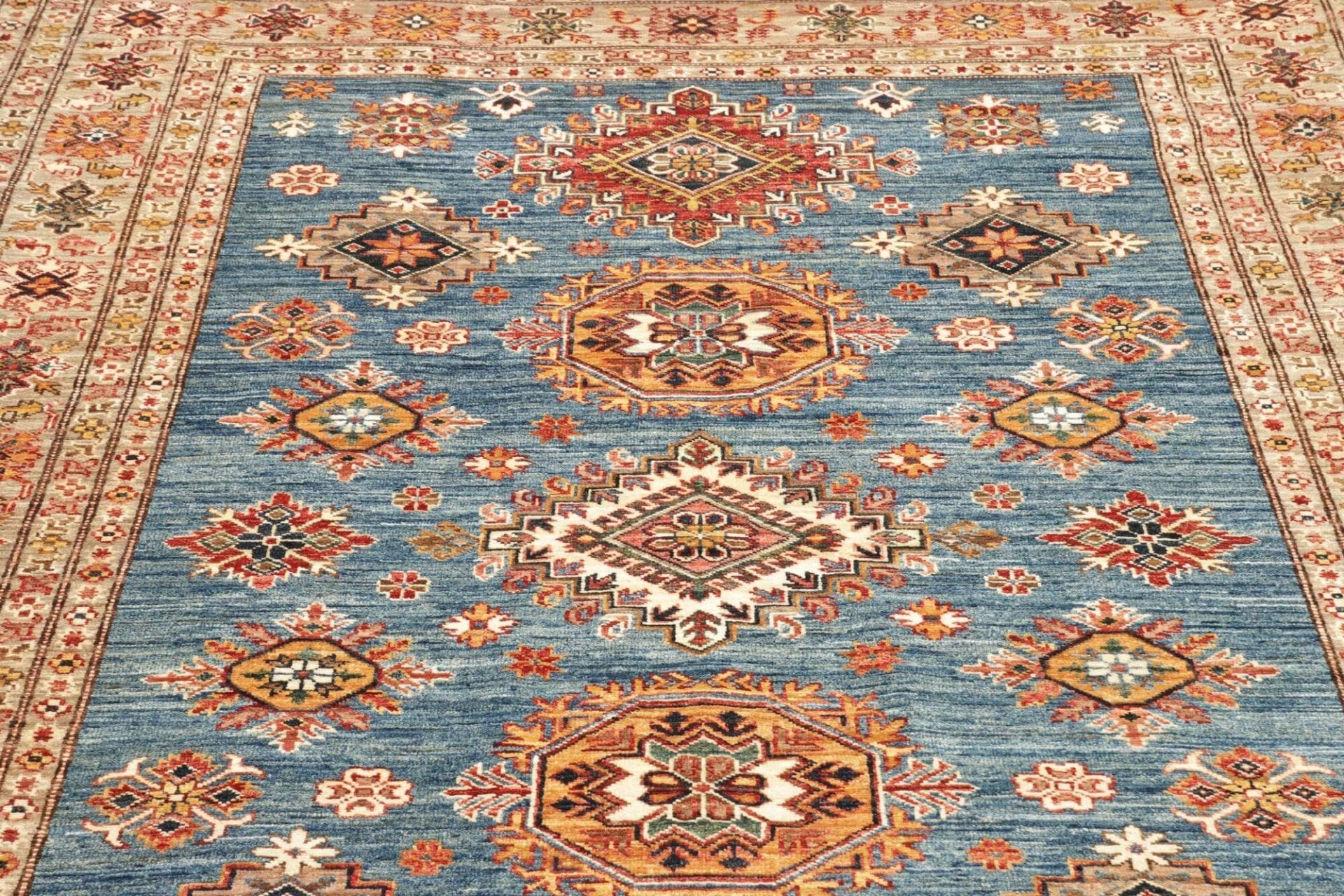 Kazak Orientteppich 177 × 248 cm aus Wolle, handgeknüpft