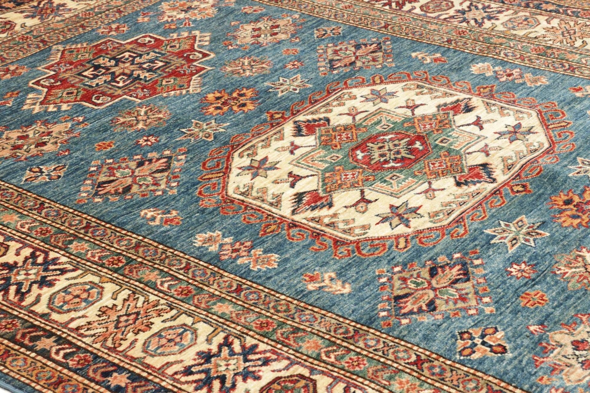 Handgeknüpfter Kazak Orientteppich 175 × 240 cm