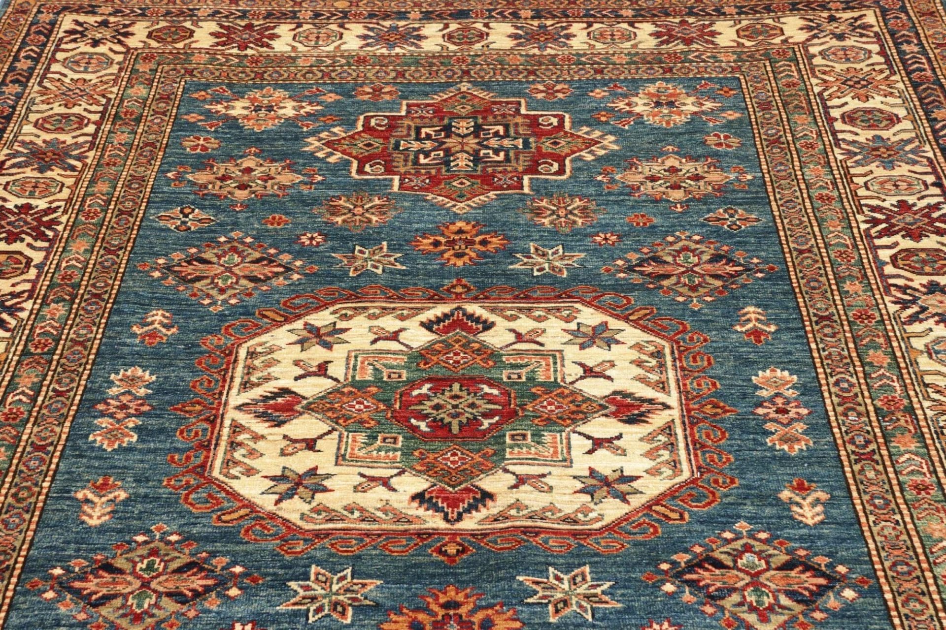 Handgeknüpfter Kazak Orientteppich 175 × 240 cm