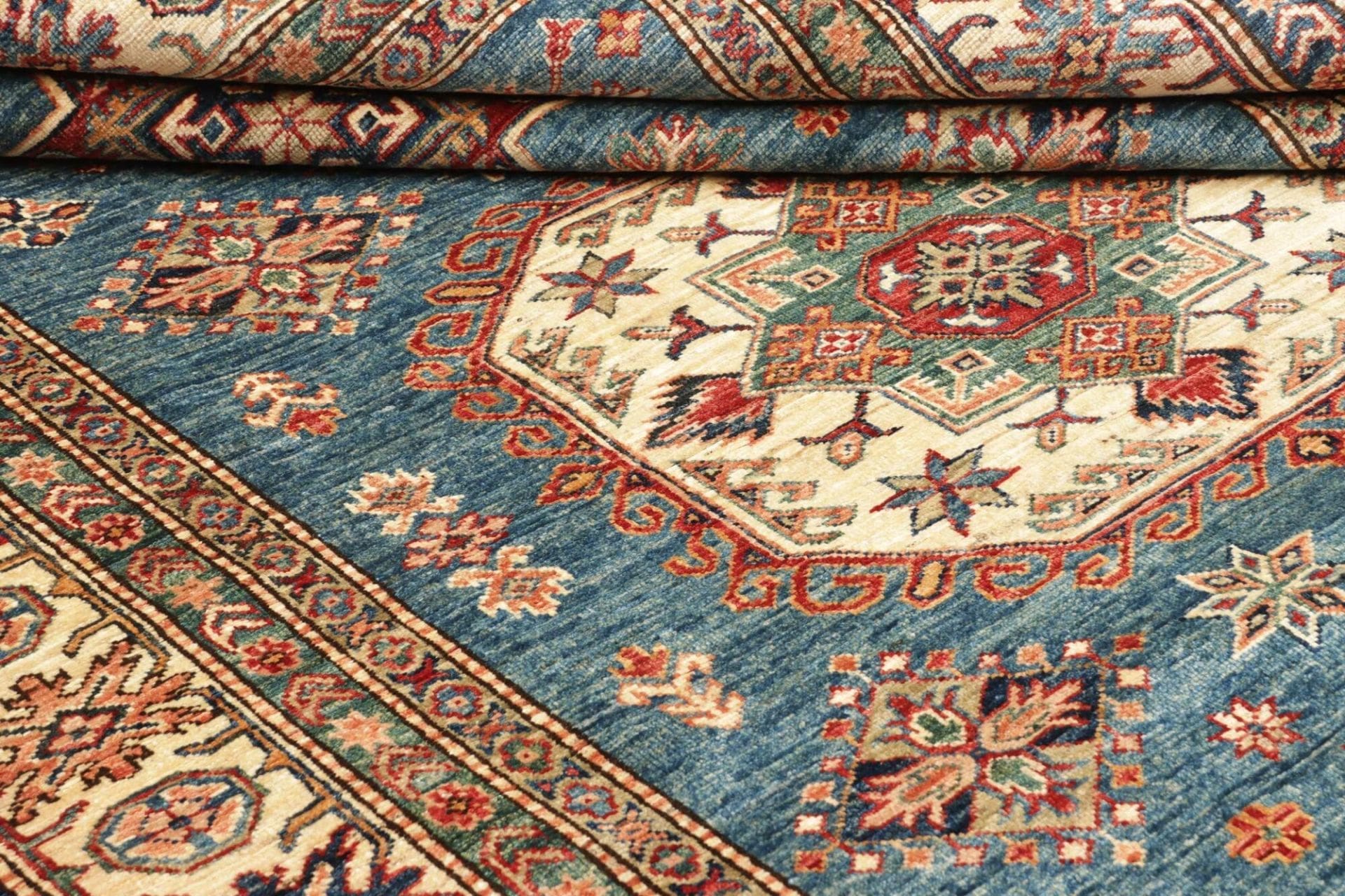 Handgeknüpfter Kazak Orientteppich 175 × 240 cm