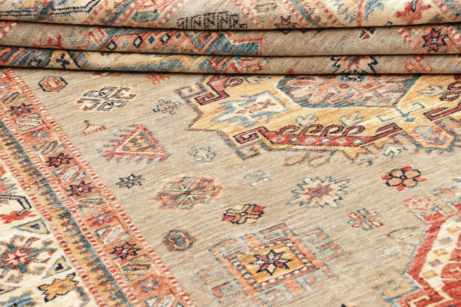 Handgeknüpfter Kazak Orientteppich 165 × 235 cm