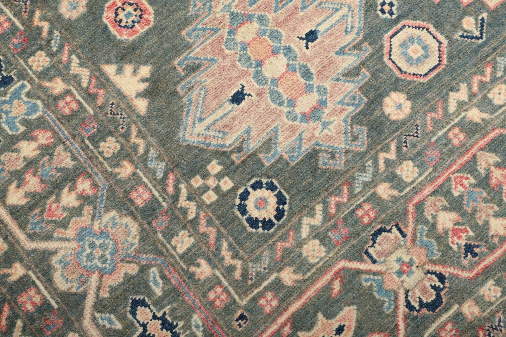 Kazak Orientteppich aus Pakistan, 177 × 230 cm