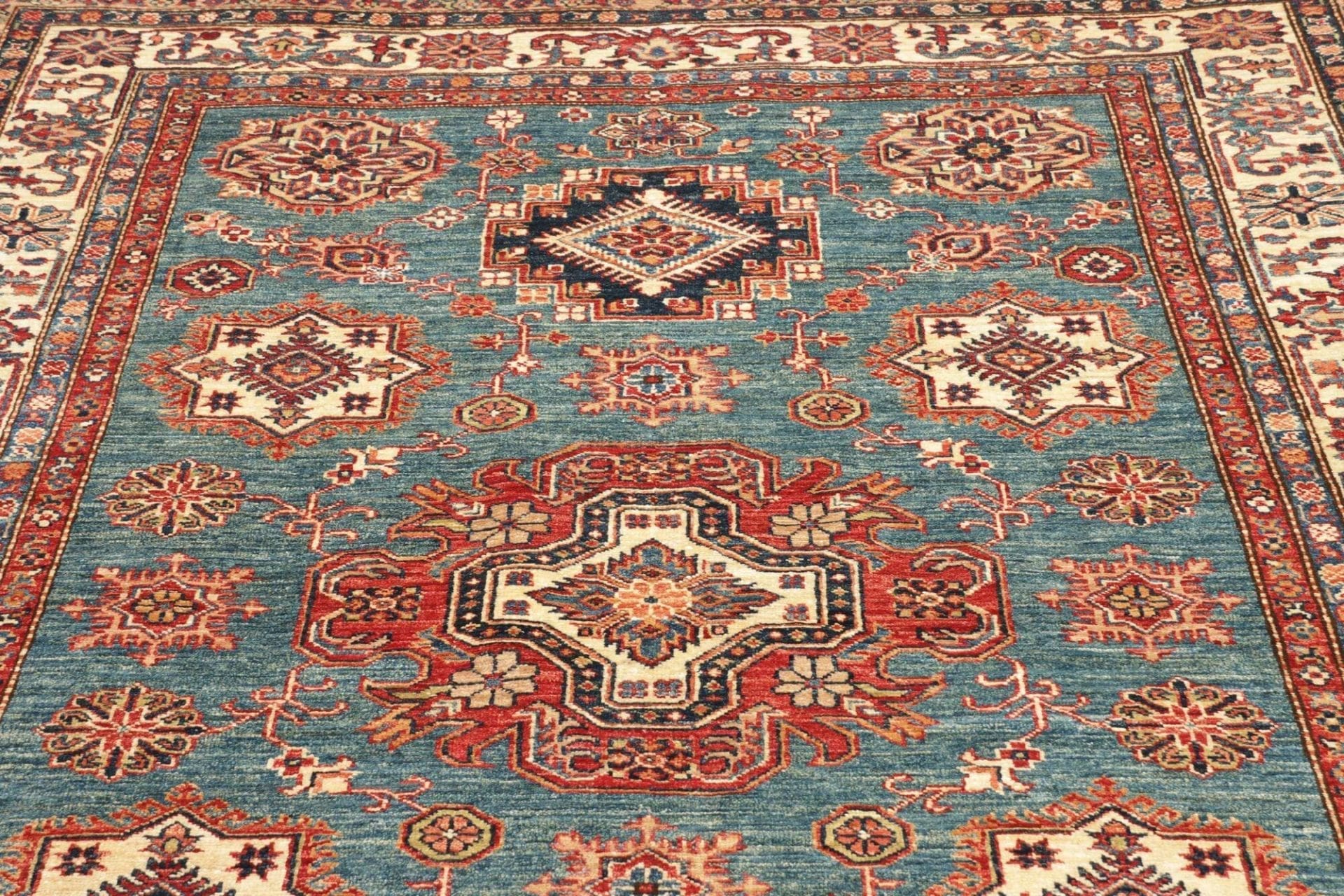 Handgeknüpfter Kazak Orientteppich 169 × 238 cm