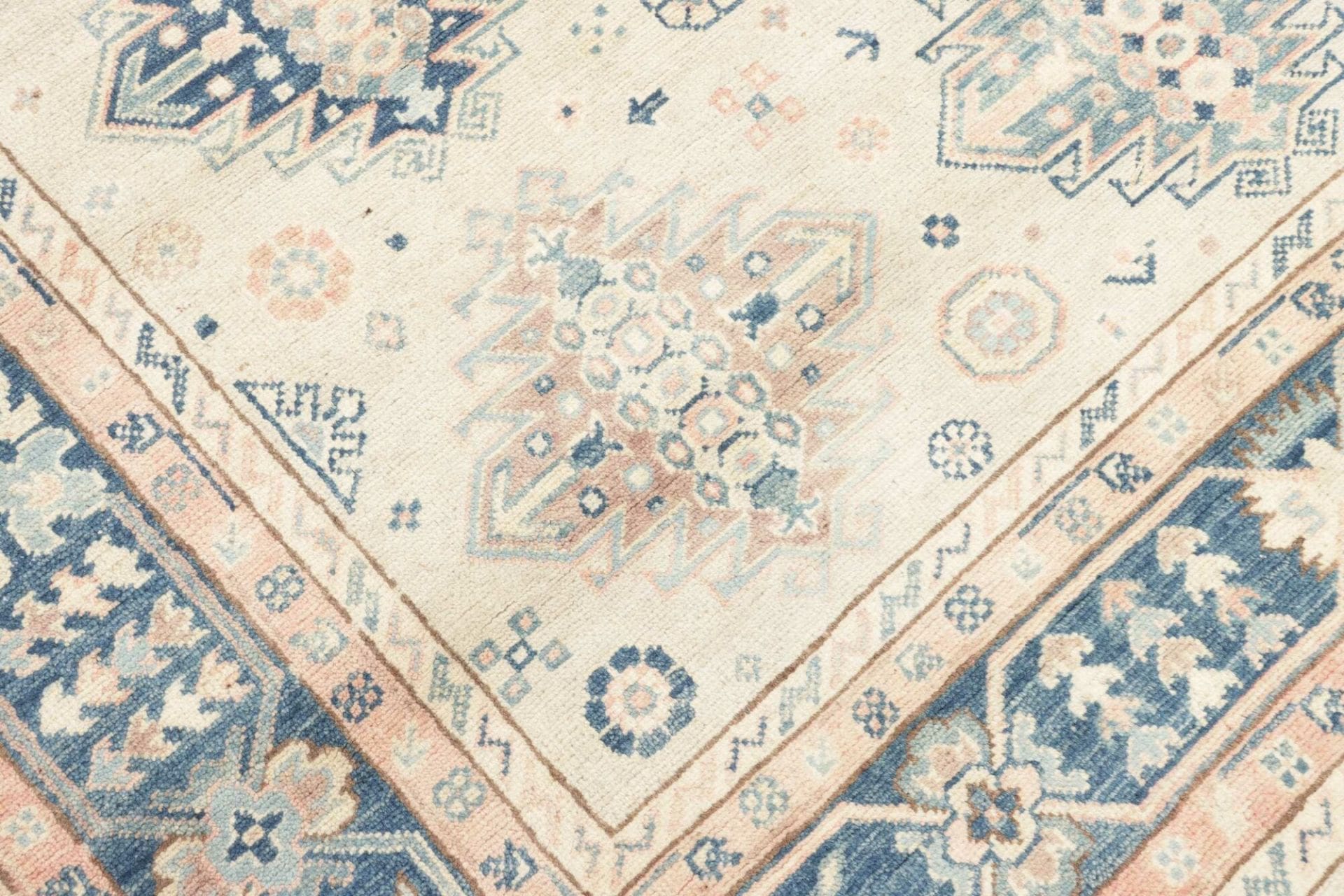 Kazak Orientteppich aus Pakistan, 176 × 237 cm