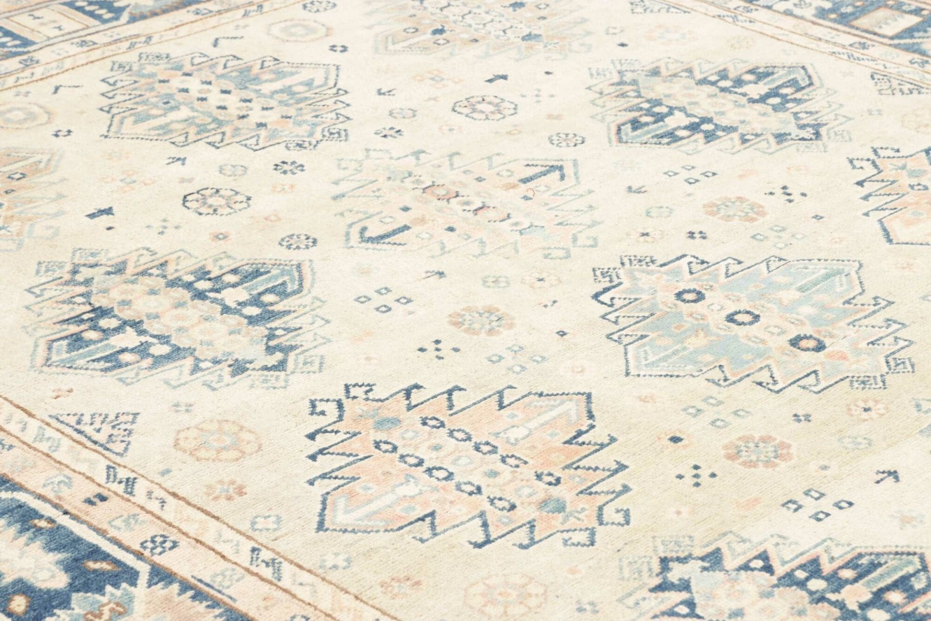 Kazak Orientteppich aus Pakistan, 176 × 237 cm