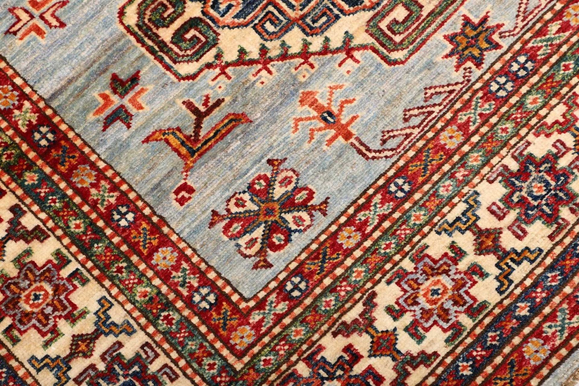 Handgeknüpfter Kazak Orientteppich 127 × 174 cm