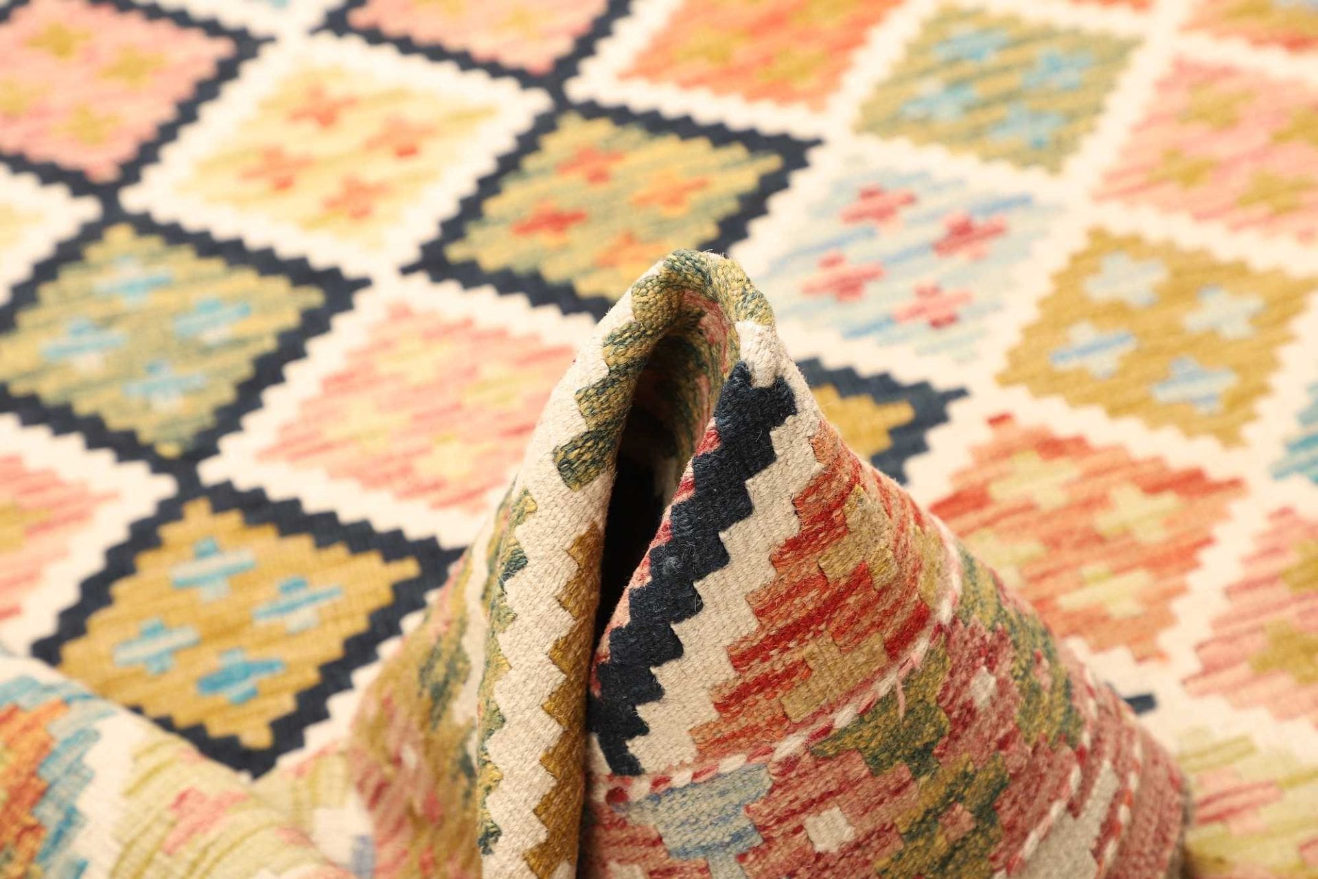 Kelim aus Pakistan, 135 × 184 cm