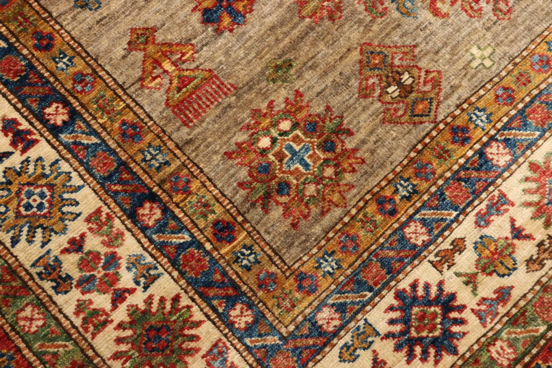 Kazak Orientteppich aus Pakistan, 148 × 203 cm