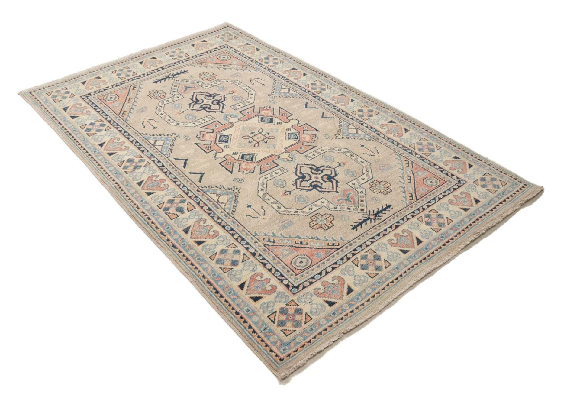 Kazak Orientteppich aus Pakistan, 125 × 189 cm