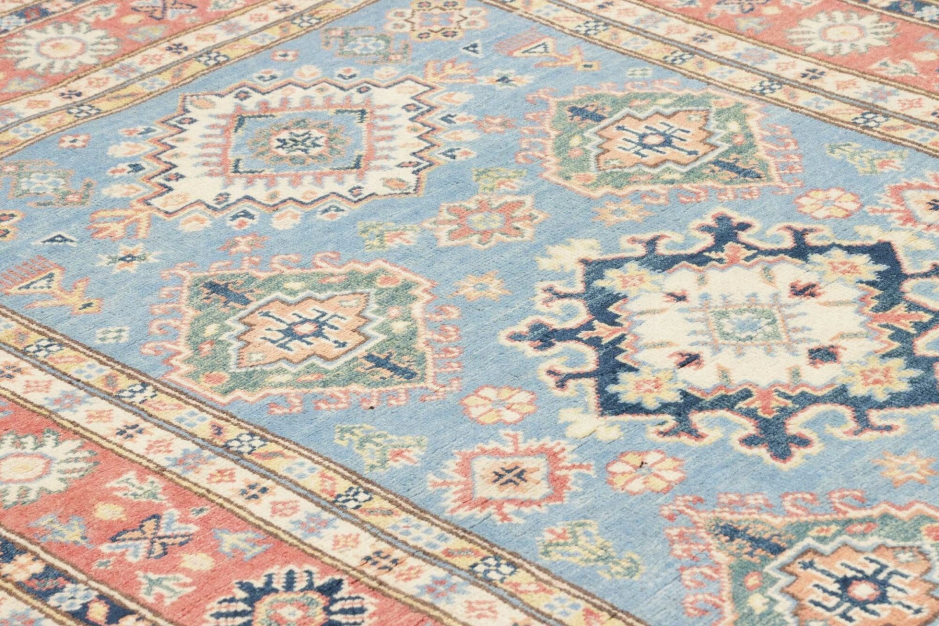 Kazak Orientteppich 122 × 179 cm aus Wolle, handgeknüpft
