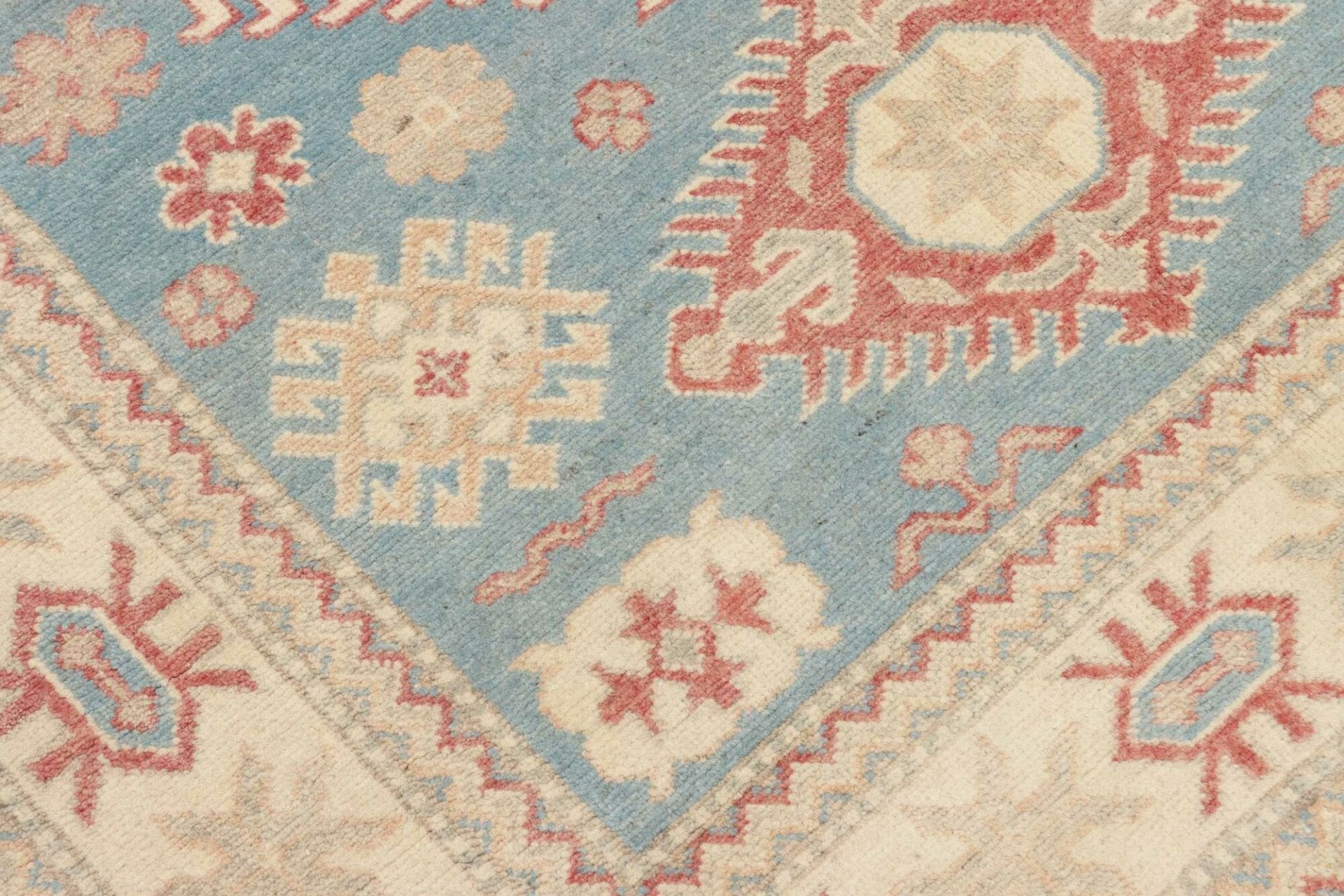Kazak Orientteppich aus Pakistan, 130 × 186 cm