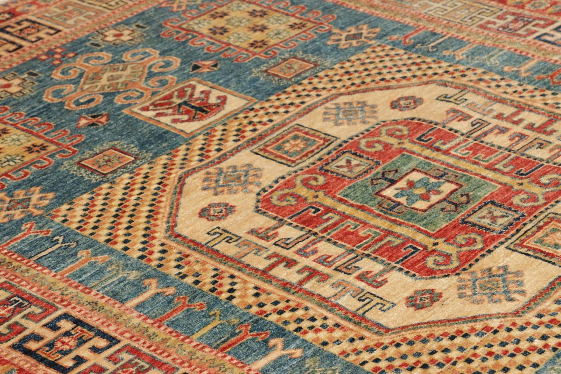 Handgeknüpfter Kazak Orientteppich, 146 × 195 cm, Wolle