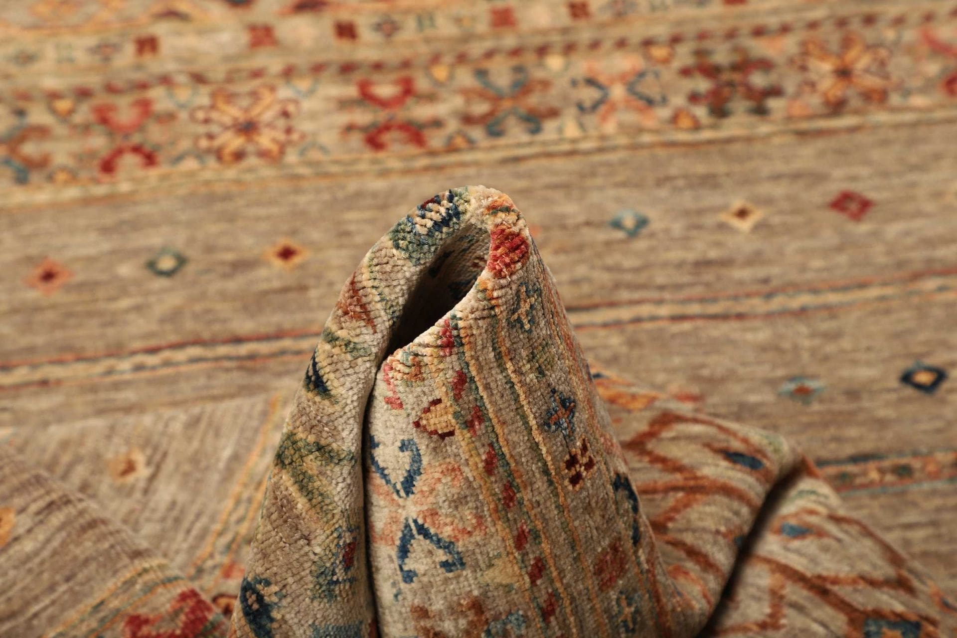 Samarkand Orientteppich aus Pakistan, 128 × 184 cm