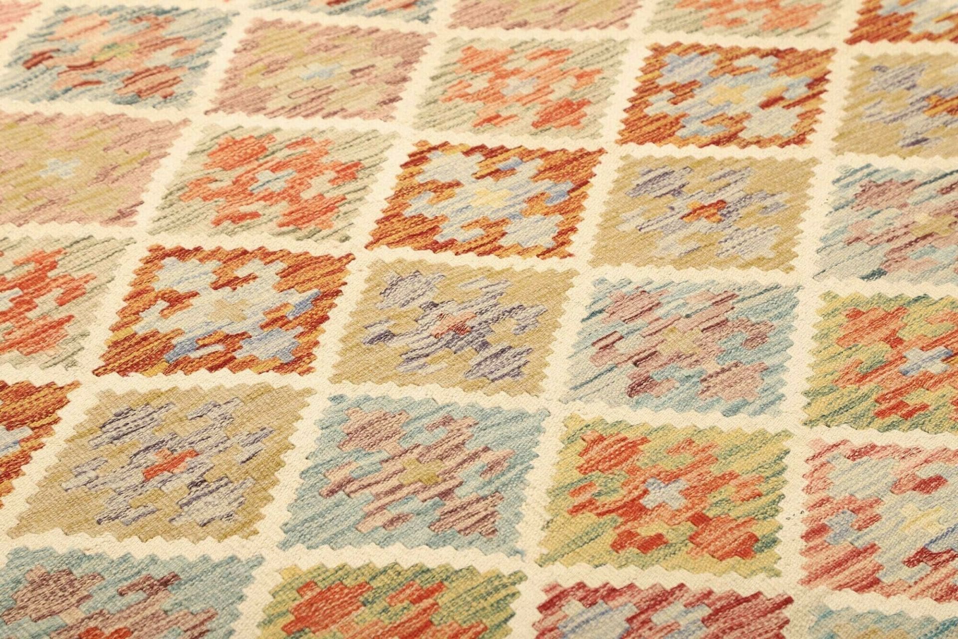 Handgewebter Kelim, 153 × 198 cm, Wolle