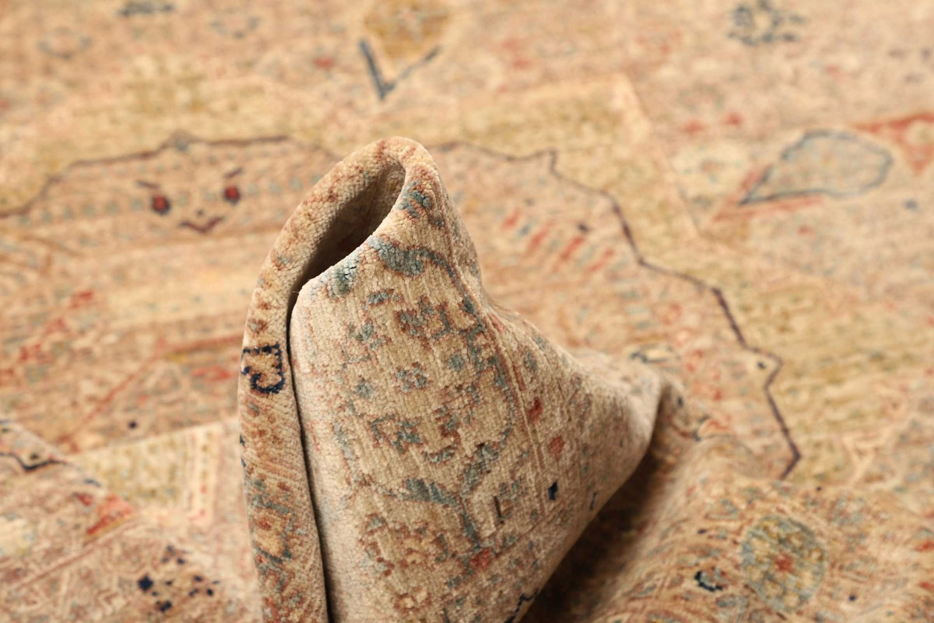 Mamluk Orientteppich 129 × 188 cm aus Wolle, handgeknüpft