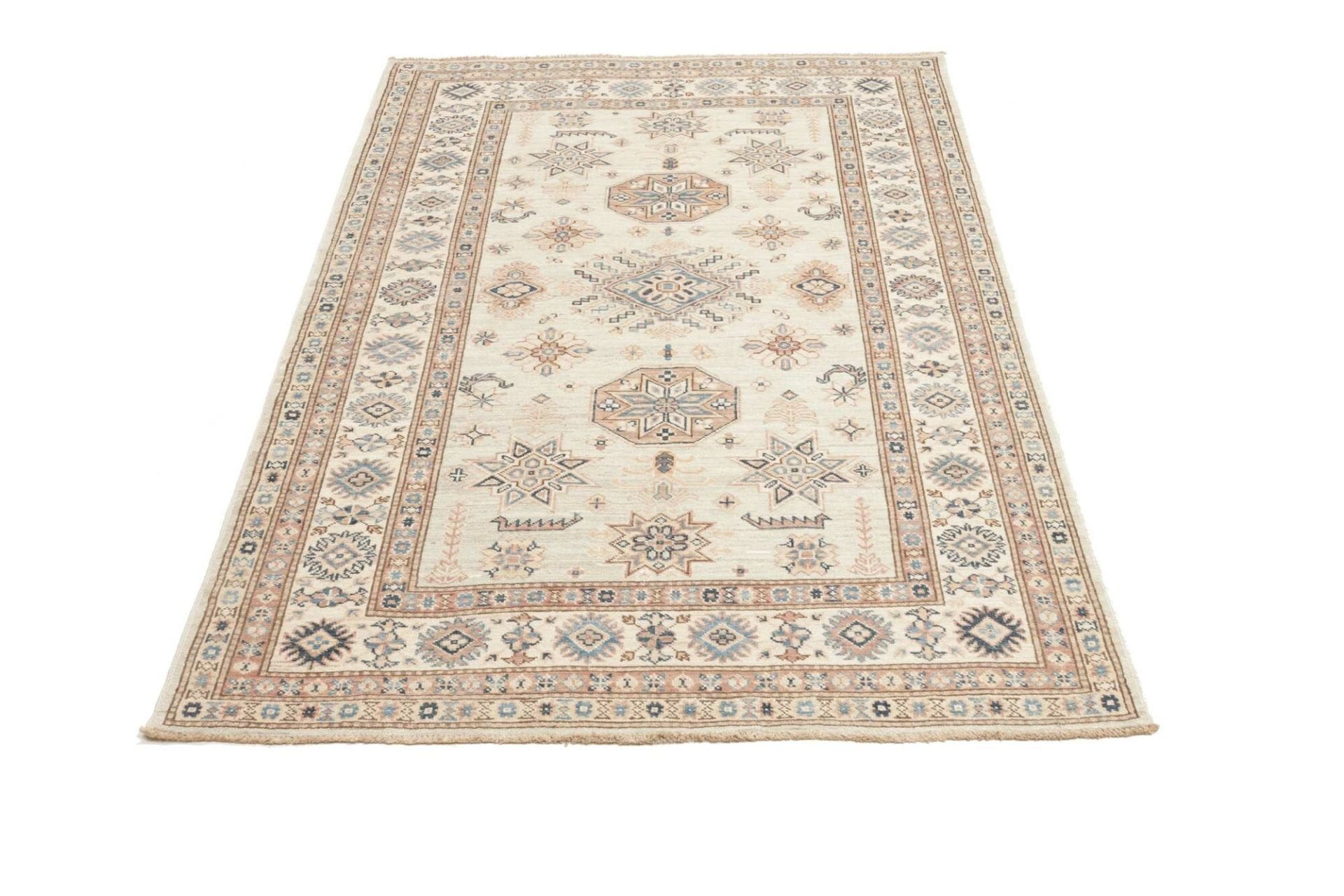 Kazak Orientteppich 127 × 178 cm aus Wolle, handgeknüpft