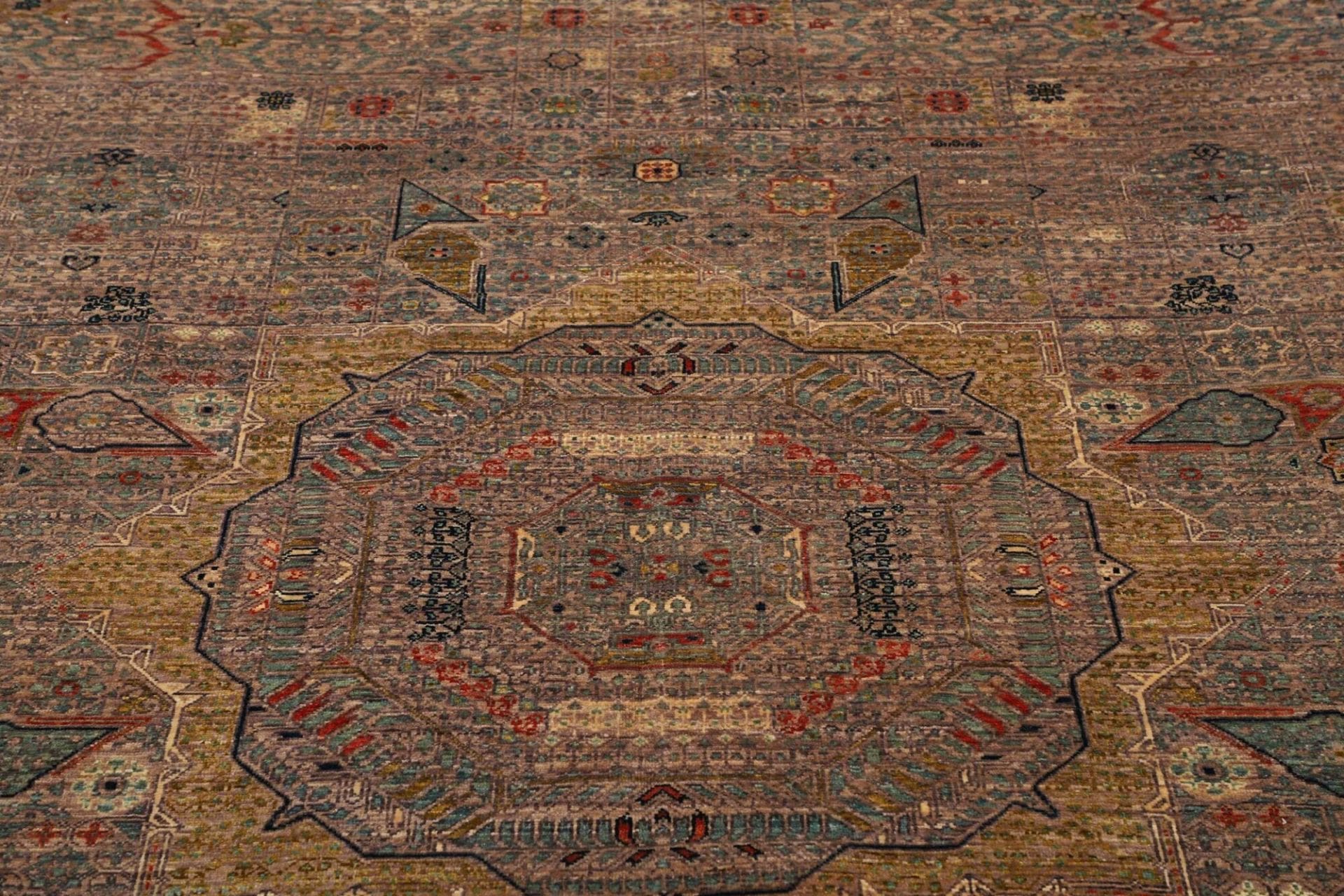 Mamluk Orientteppich 154 × 203 cm aus Wolle, handgeknüpft