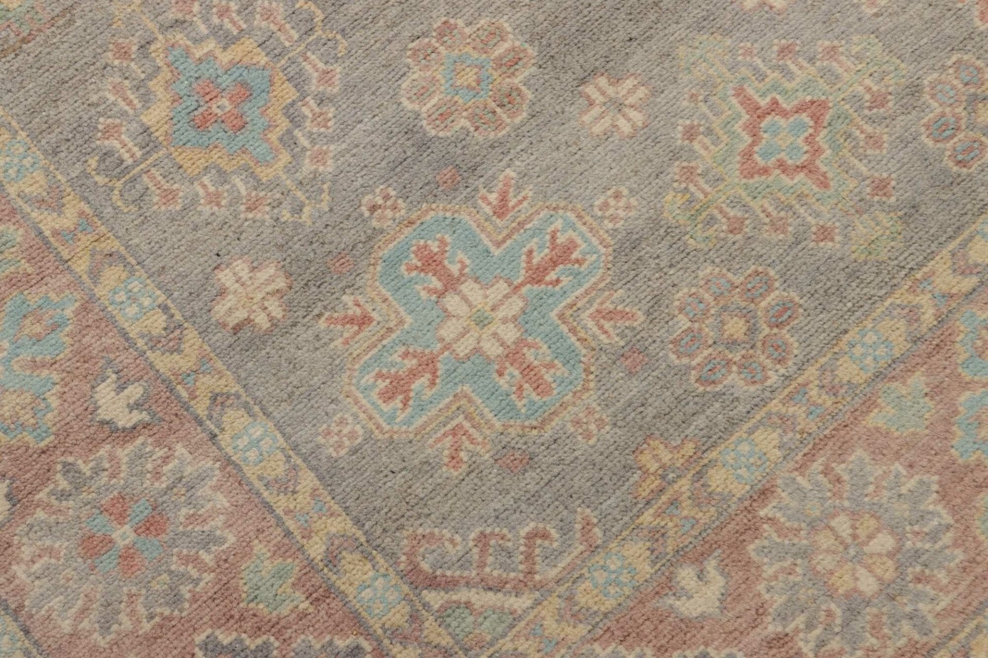 Handgeknüpfter Kazak Orientteppich 123 × 174 cm