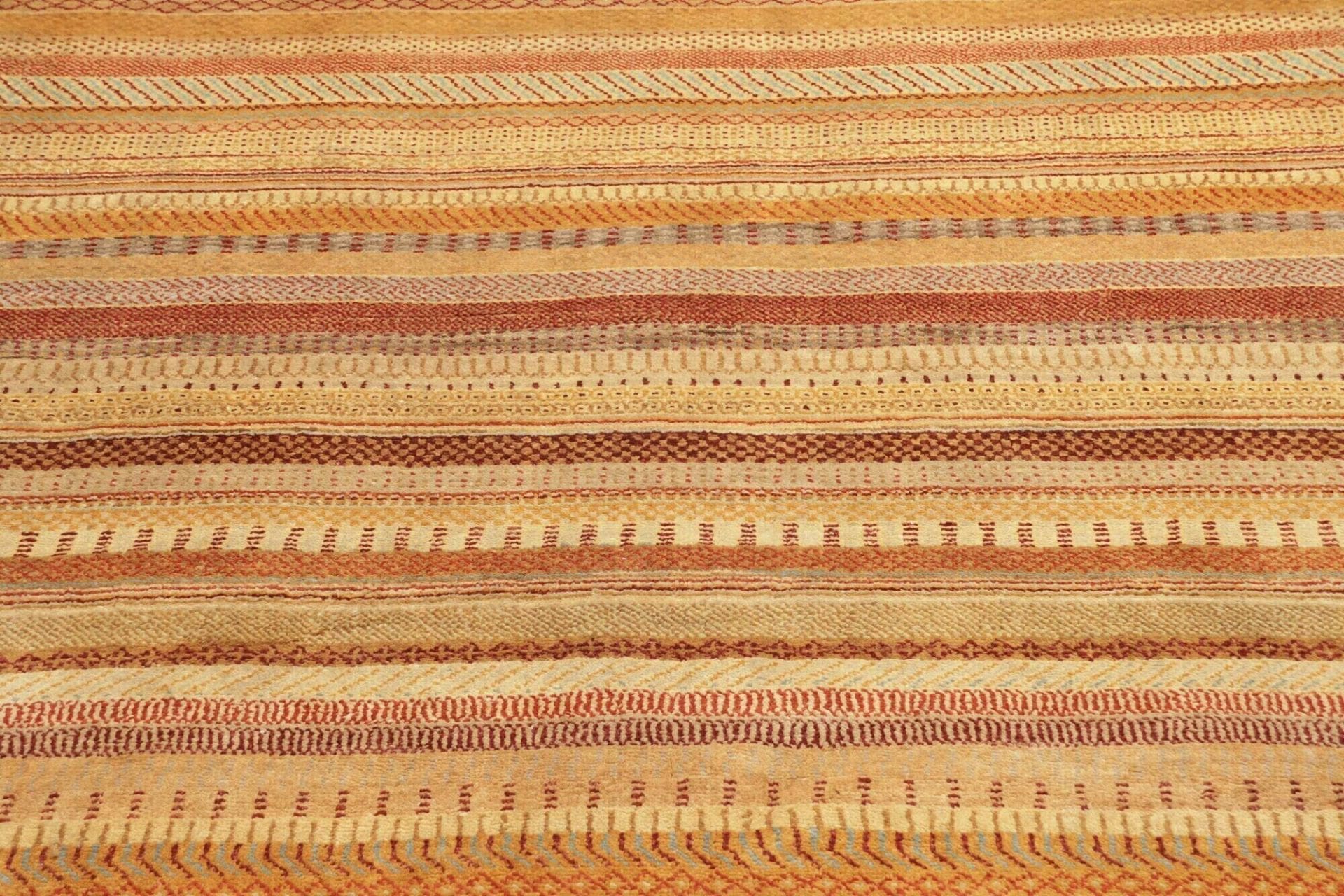 Handgeknüpfter Loribaft Orientteppich 146 × 202 cm