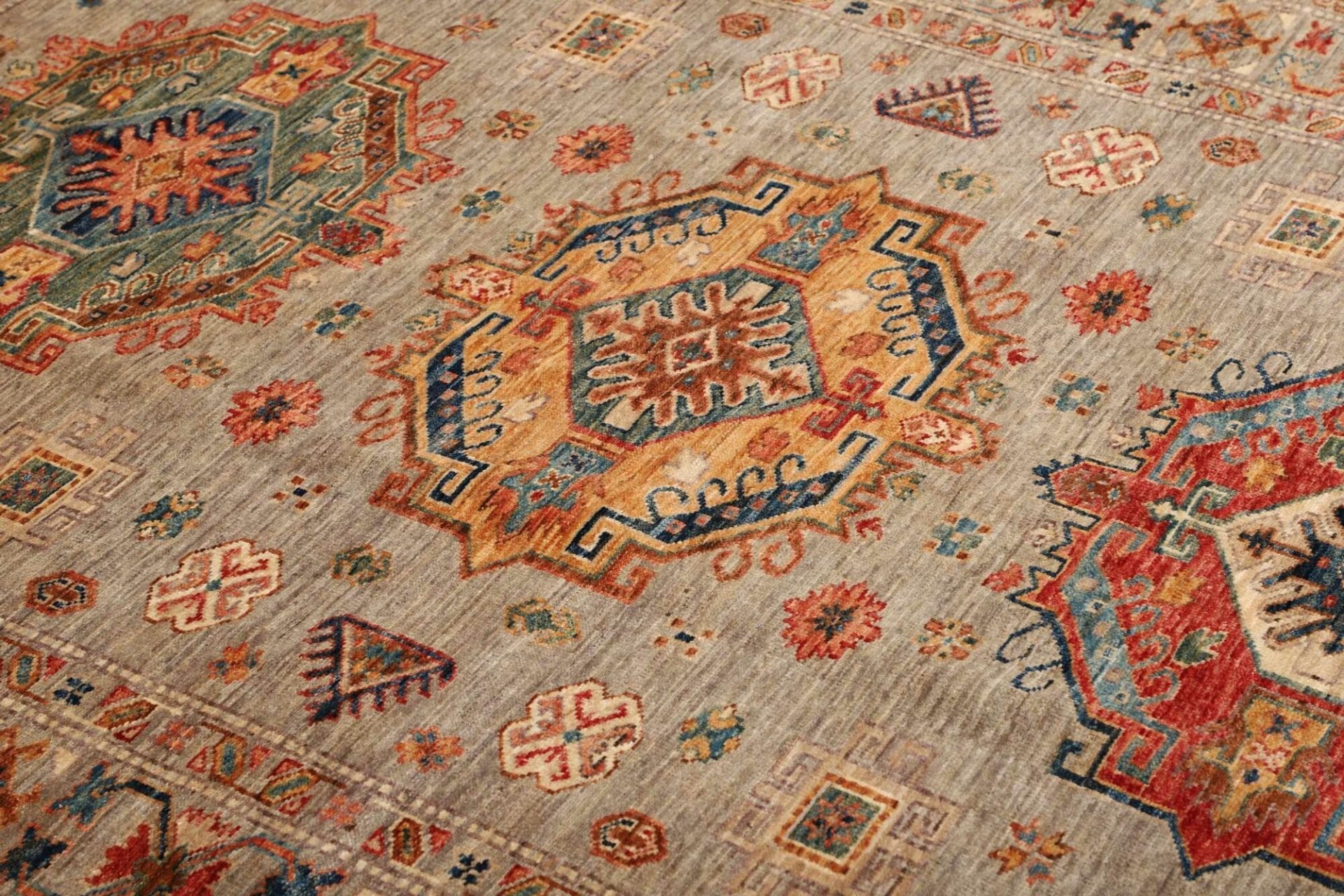 Kazak Orientteppich aus Pakistan, 156 × 209 cm
