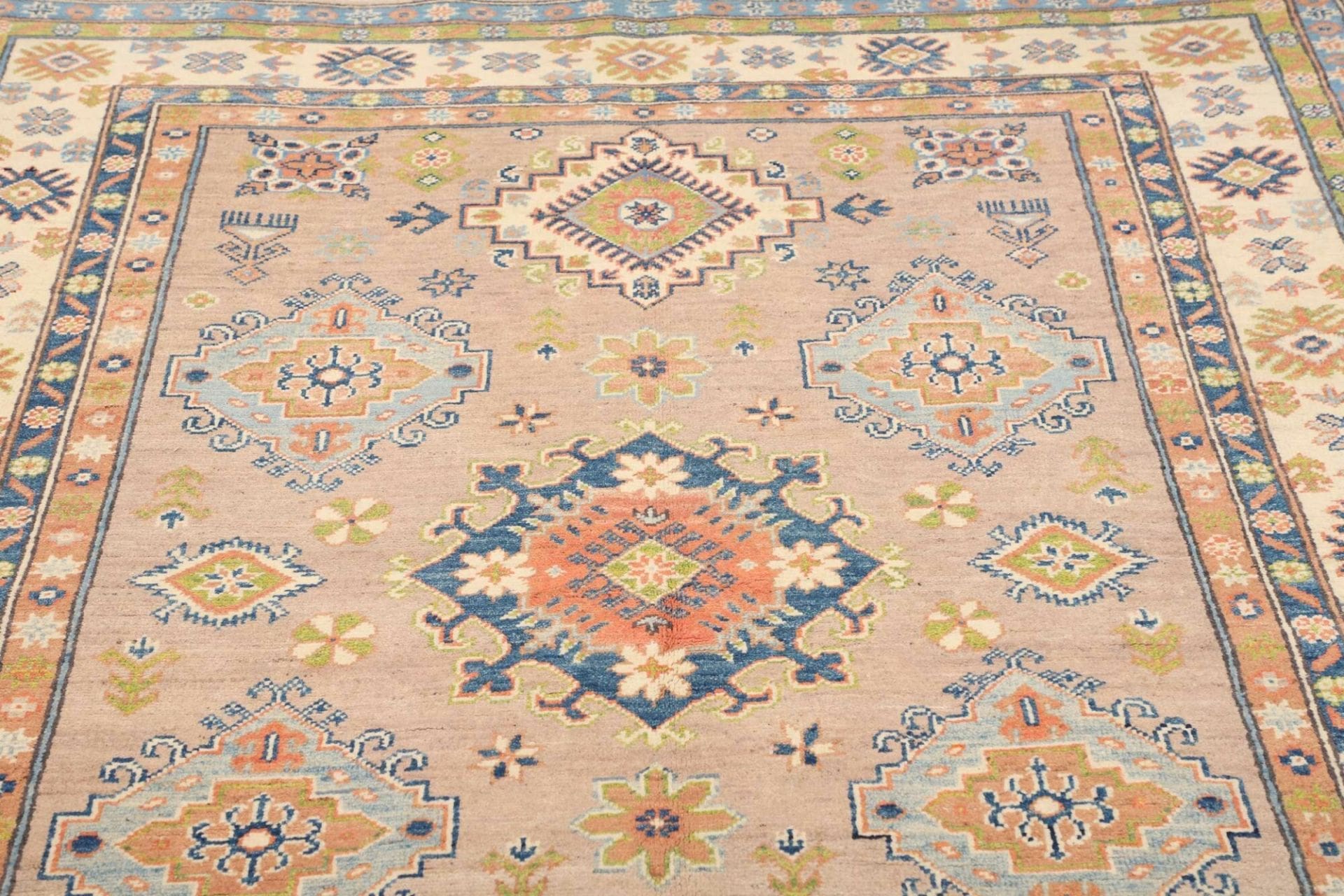Kazak Orientteppich aus Pakistan, 156 × 199 cm