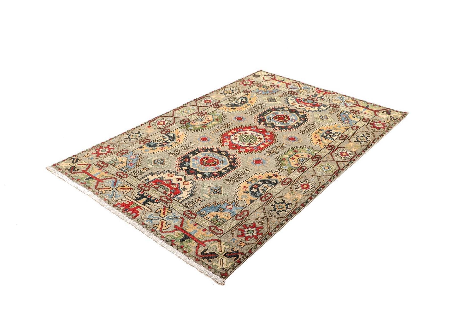 Kazak Orientteppich 125 × 178 cm aus Wolle, handgeknüpft