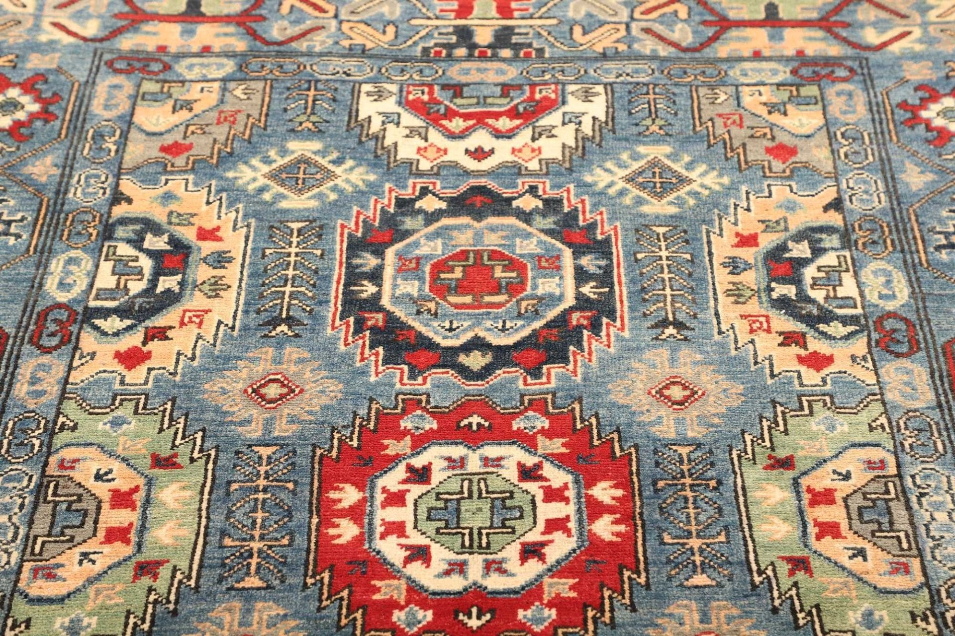 Handgeknüpfter Kazak Orientteppich 128 × 179 cm