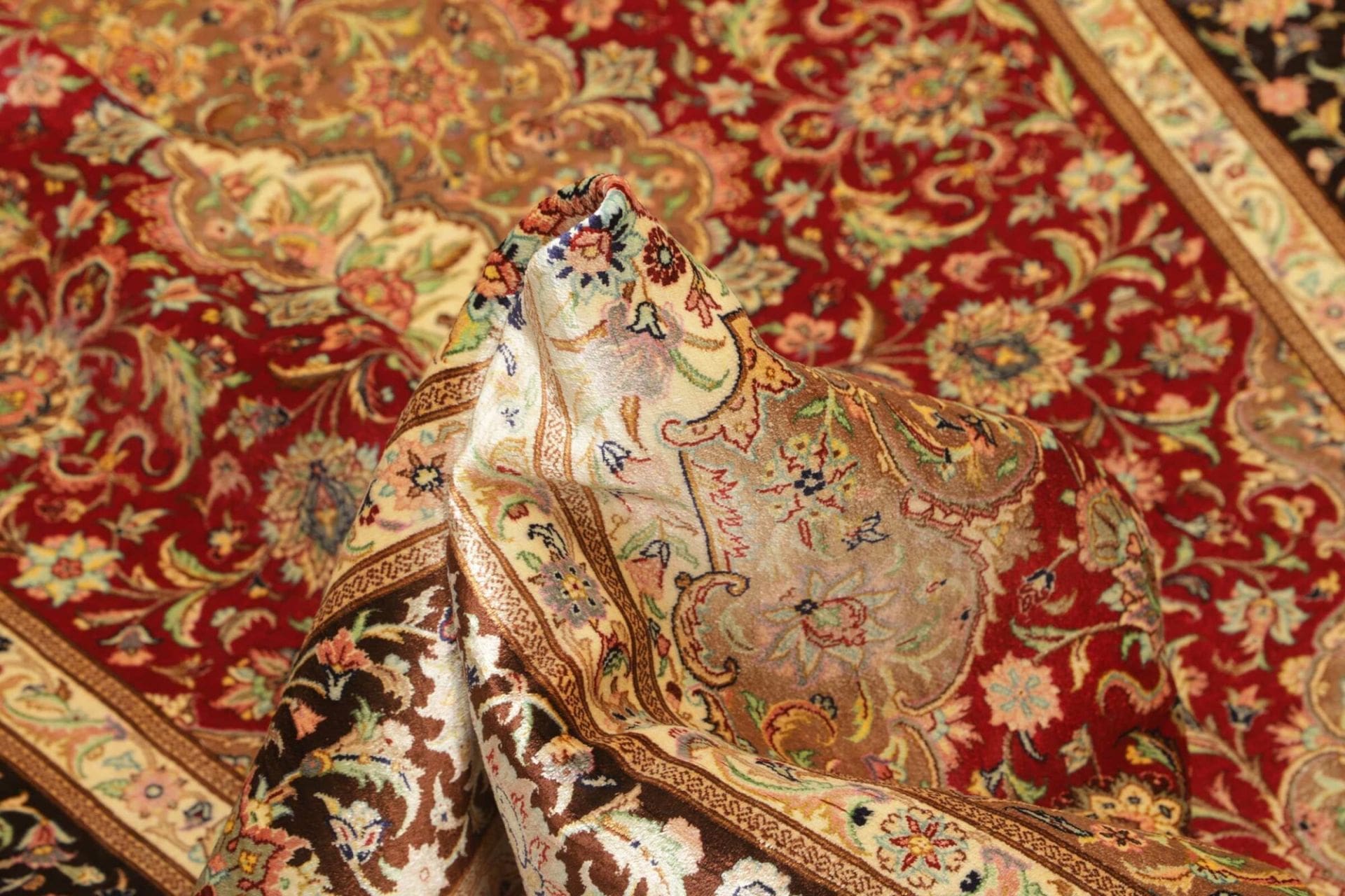 Ghom Perserteppich aus Iran, 138 × 197 cm
