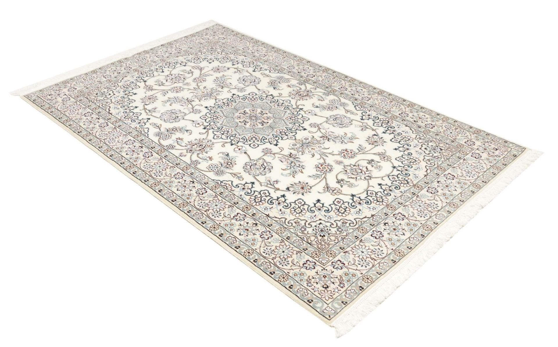 Nain Perserteppich 135 × 206 cm aus Wolle, handgeknüpft