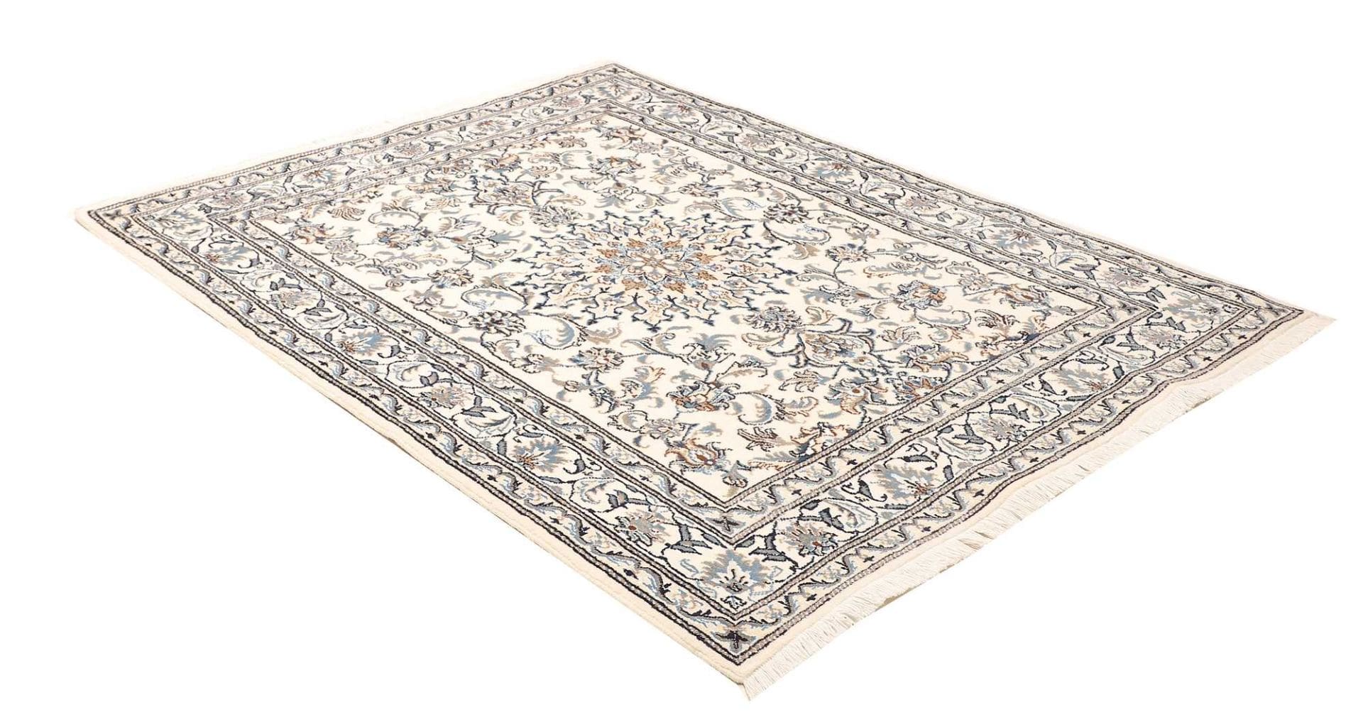 Nain Perserteppich aus Iran, 153 × 200 cm