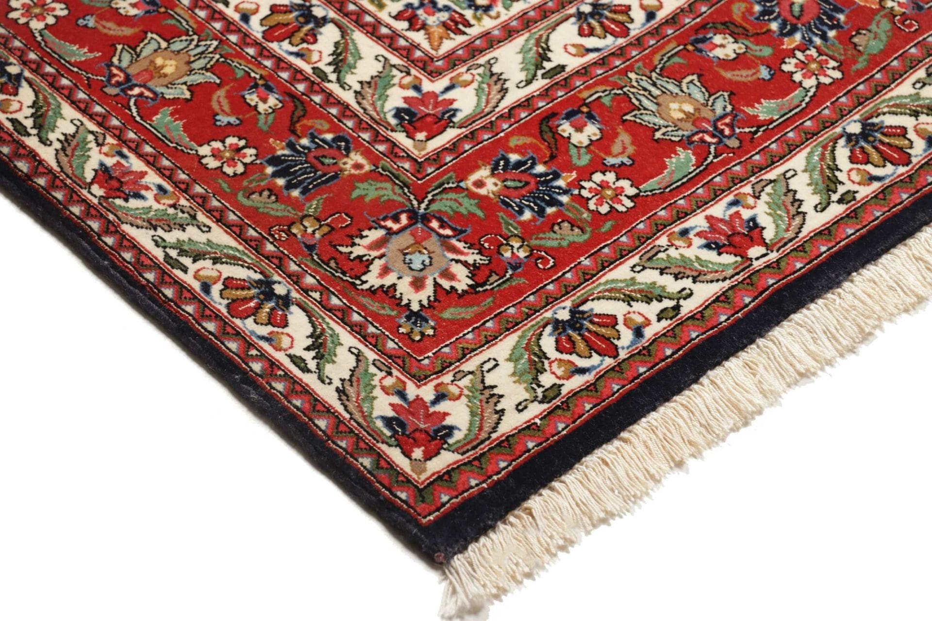 Isfahan Perserteppich aus Iran, 140 × 209 cm