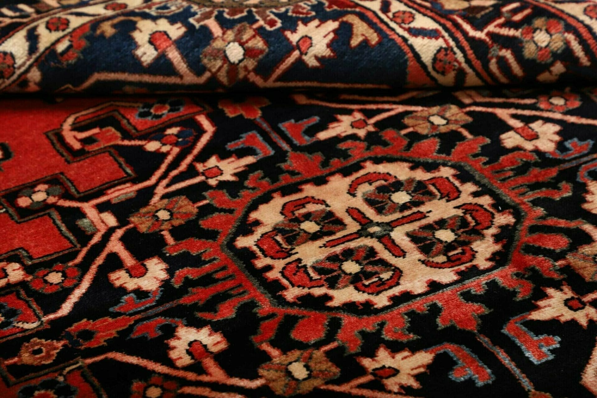 Hamadan Herati Perserteppich aus Iran, 135 × 195 cm