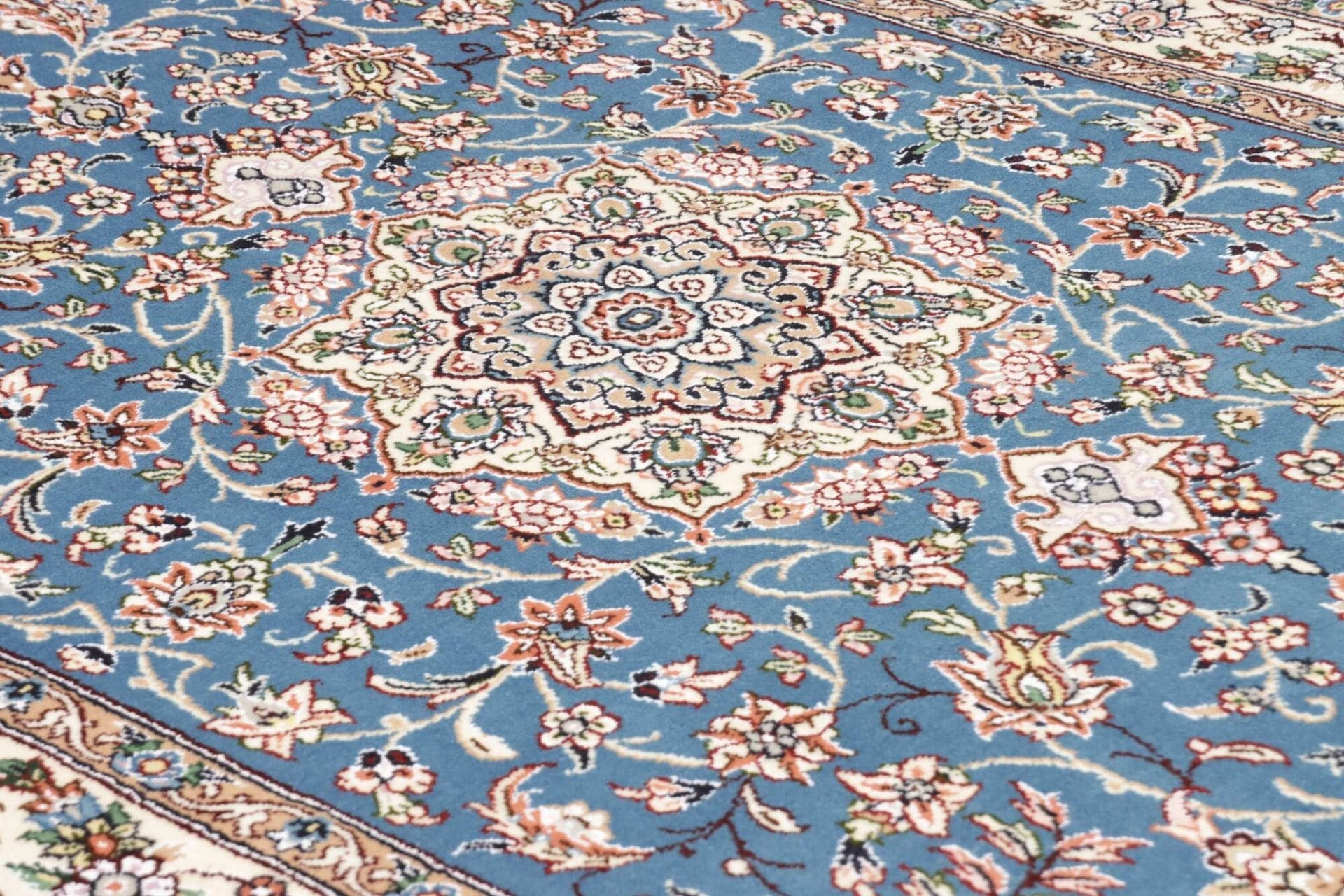 Handgeknüpfter Nain Perserteppich, 127 × 197 cm, Wolle
