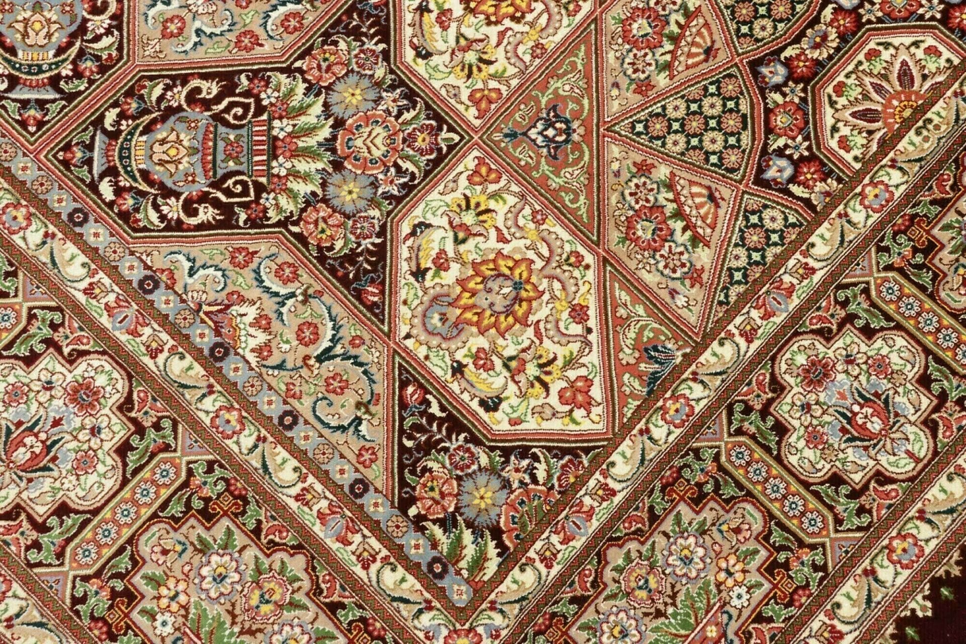 Ghom Perserteppich aus Iran, 136 × 200 cm