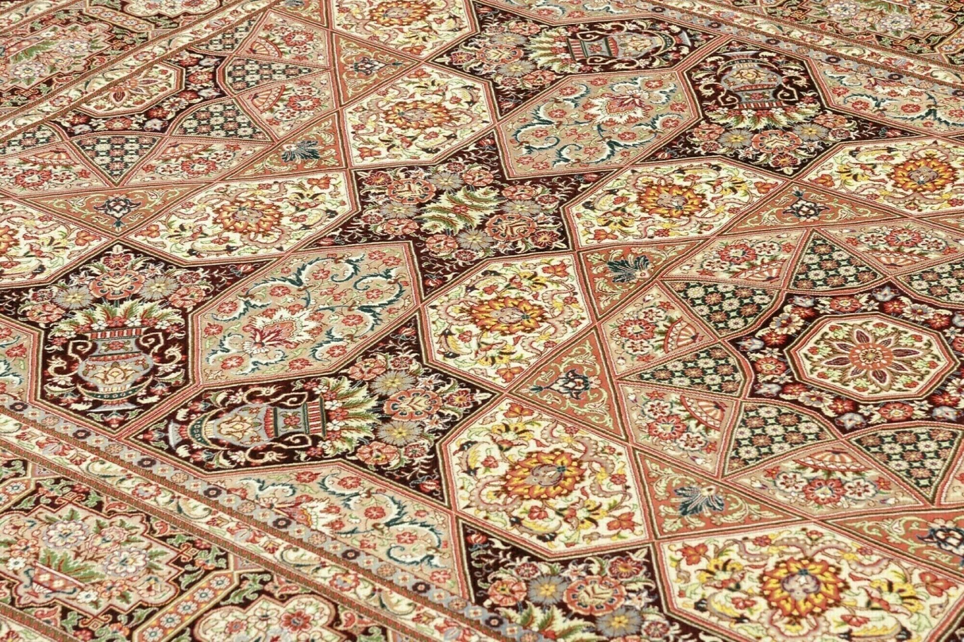 Ghom Perserteppich aus Iran, 136 × 200 cm